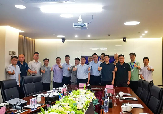 维多利亚老品牌vic(集团)官方网站