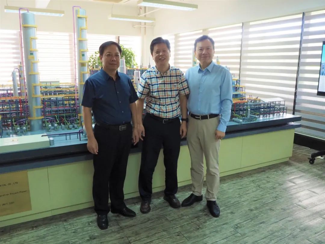 聚文化之力 铸工业之魂——工信部工业文化生长中心向导莅临我司调研交流 聚文化之力 铸工业之魂——工信部工业文化生长中心向导莅临我司调研交流